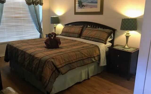 1391-38559 - 4 Bedroom Townhome