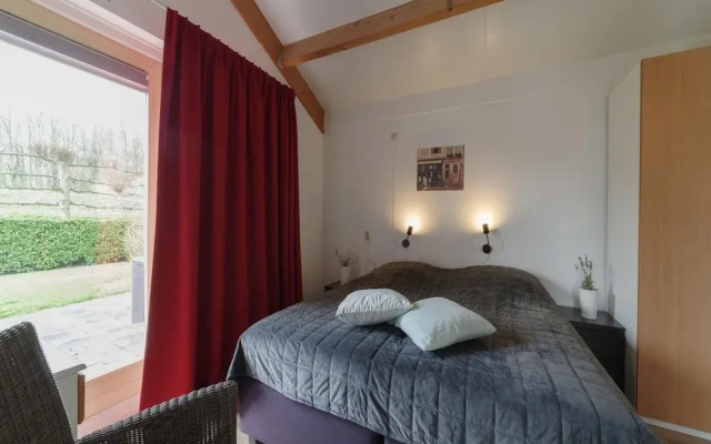 Oyster Coast: Sauna and Family Charm