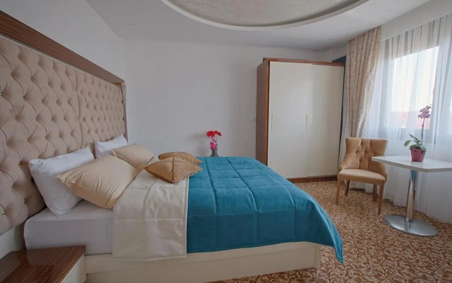 New Hotel