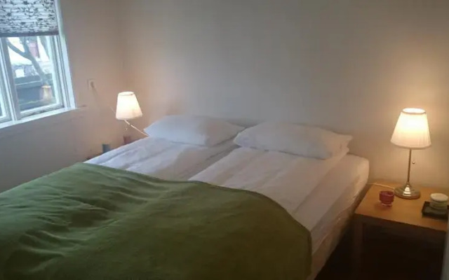 Áskot Guesthouse