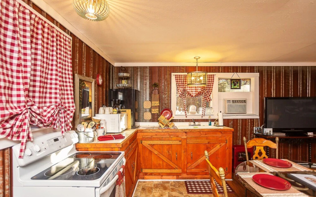Sasquatch Cabin