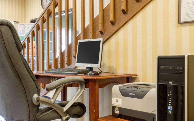 Quality Inn Brookings - University