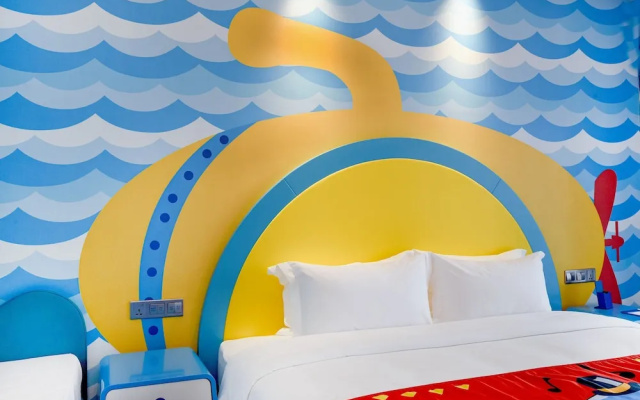 Dolphin Bay Hotel