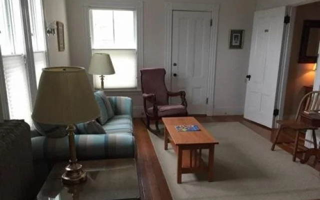 Bayberry Inn Bed & Breakfast