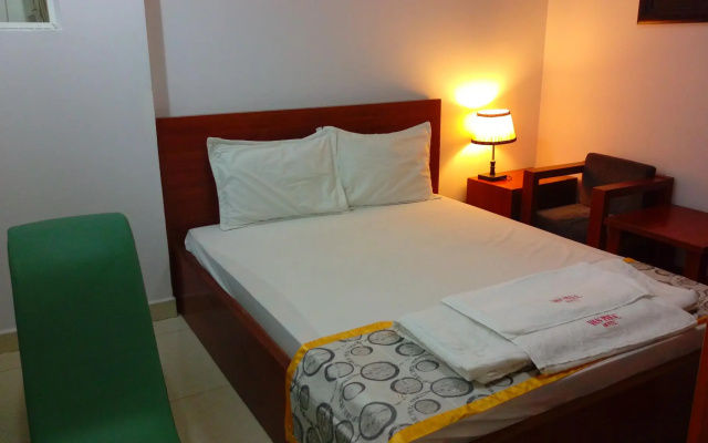 Van Phuc Hotel