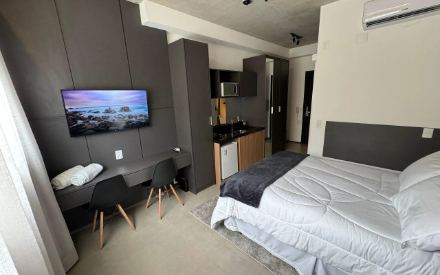U_221 | Studio lindo próximo ao Hosp. Sírio Libanês 100mts