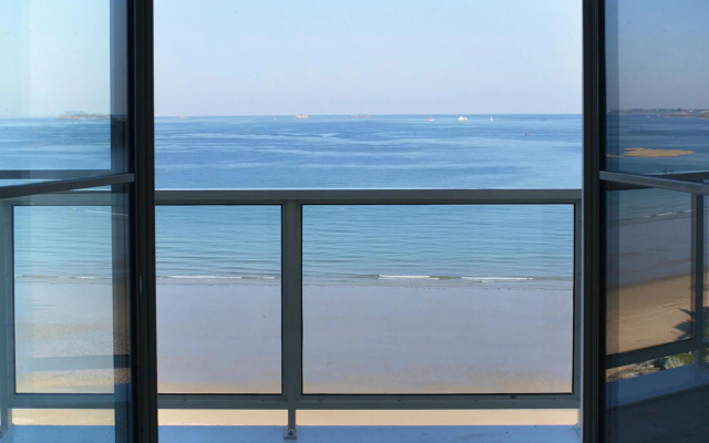 Residence Reine Marine in St.malo for 4 Persons