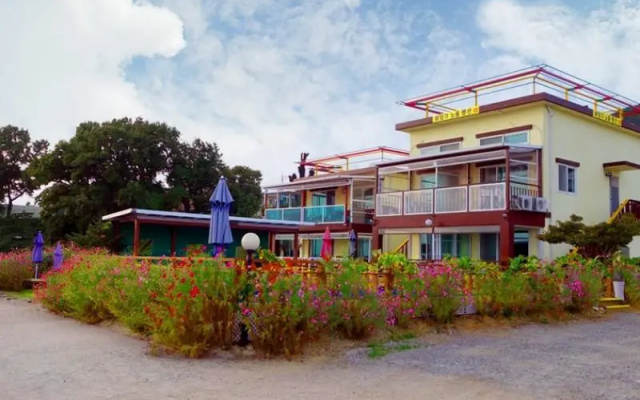 Ganghwado Sunset Beach Pension