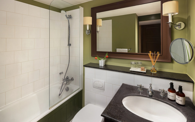 NH Brugge Hotel