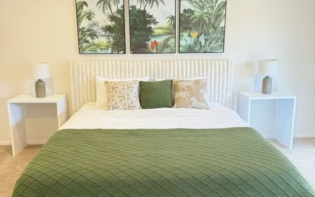 3BR Villa Near CBD & One Tree Hill