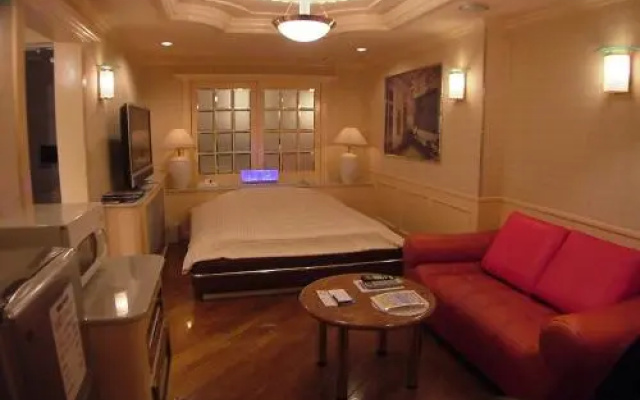 Hotel J House 1