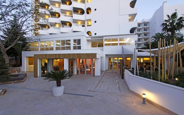 Hotel Pamplona вид на фасад