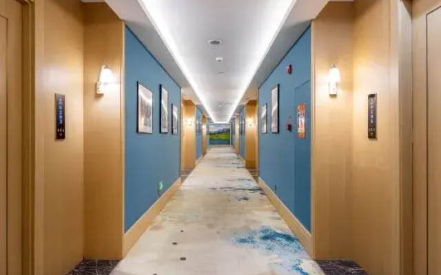 Lanbo Liangshan Hotel