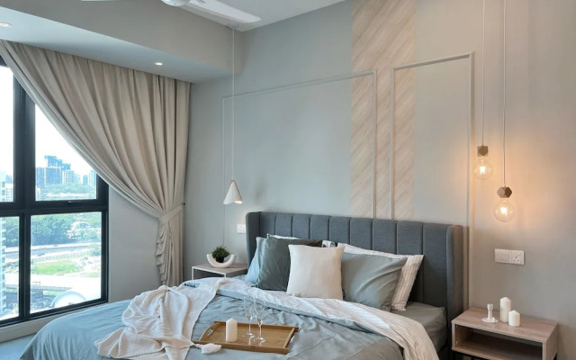 The Ooak Suites and Residence@ Kiara 163