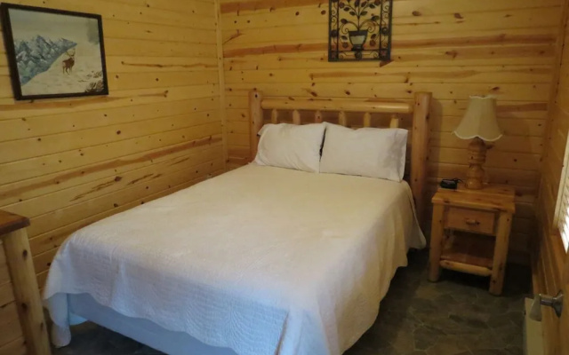 Creekside Resort