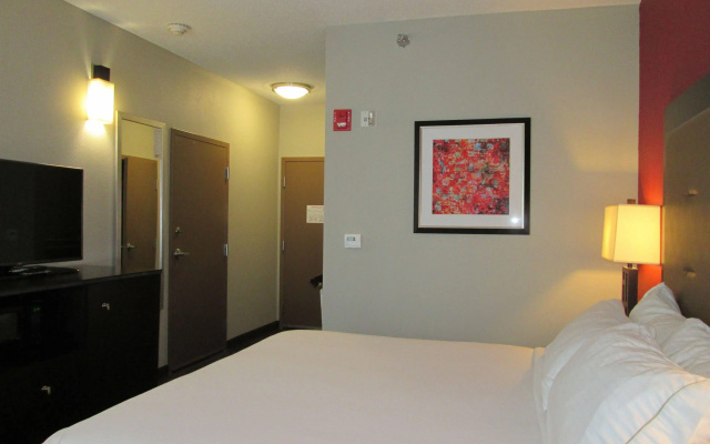 Holiday Inn Express Cloverdale - (Greencastle) by IHG