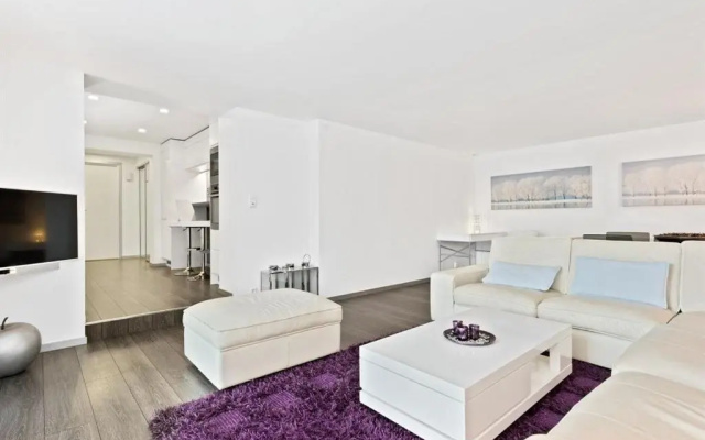 Peak Apartments