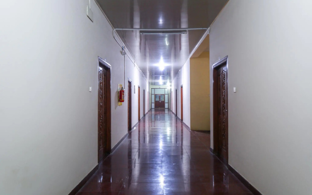 OYO 65953 Hotel Shashva Park