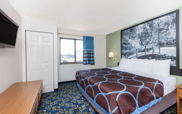 Super 8 by Wyndham Aberdeen MD