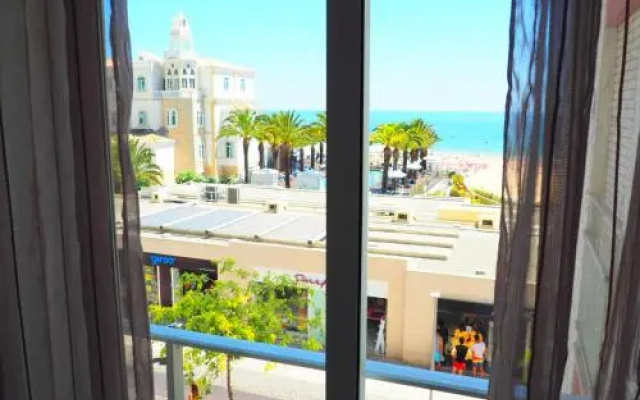 Vistamar Apartments