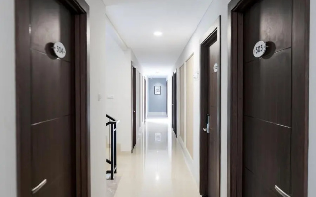 Urbanview Hotel Slipi Inn Palmerah