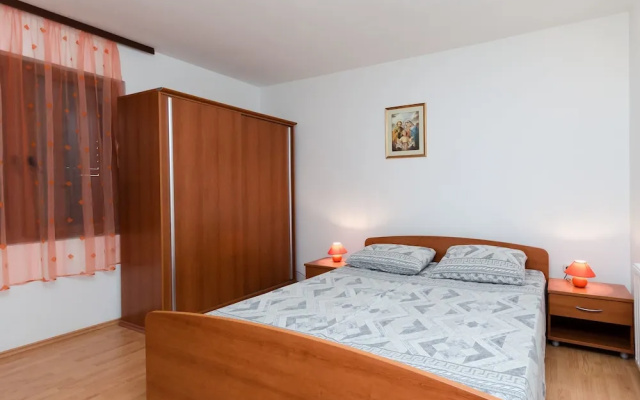 Apartments Dragan