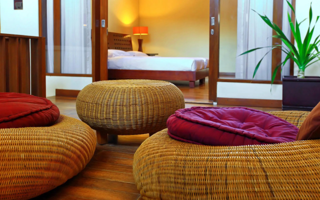 Aruni Bali Jimbaran Boutique Villa