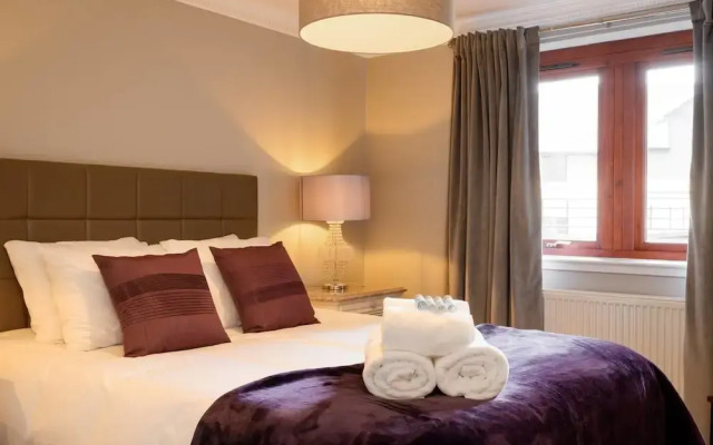 JOIVY Gorgeous Stockbridge Apt With Underground Parking