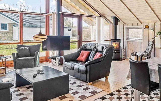 6 Person Holiday Home in Ansager