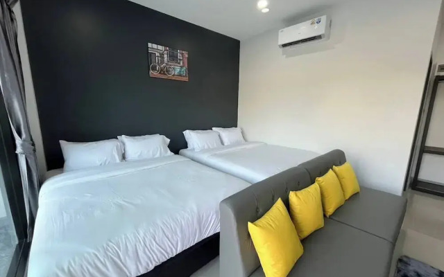 Hillside Premium Hotel