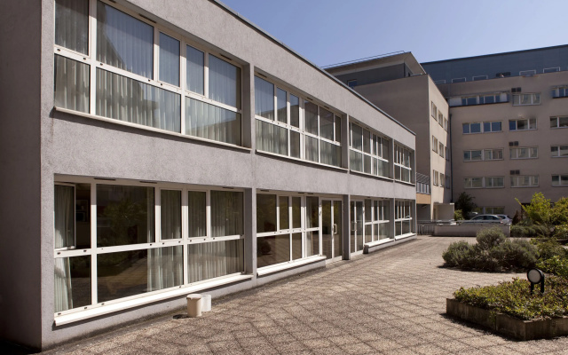 Elstar residence