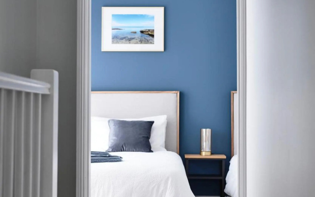 Stylish Townhouse in Melbourne's Playground