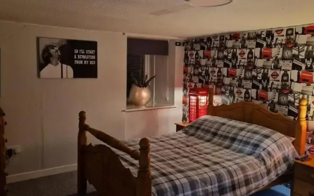 High Street Apartment Getaway in Inverurie