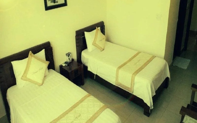 Thai Ninh Hotel