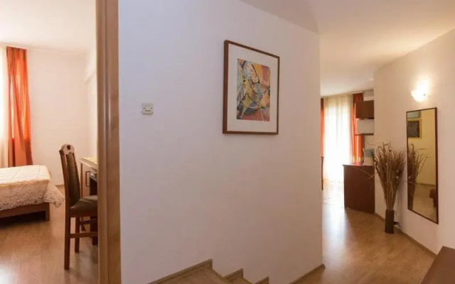 Marija F4 Apartment