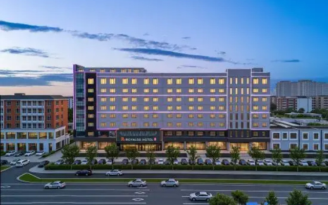 R ROYALSS HOTEL (Hohhot Saihan District Jinqiao Economic Development Zone)