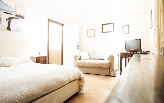 Via Veneto Charming Apartment