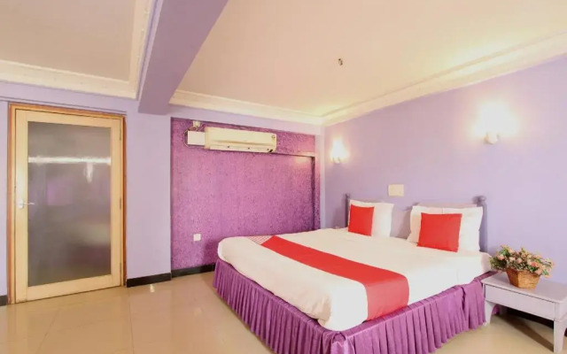 Hotel Dhammanagi Comforts by OYO Rooms