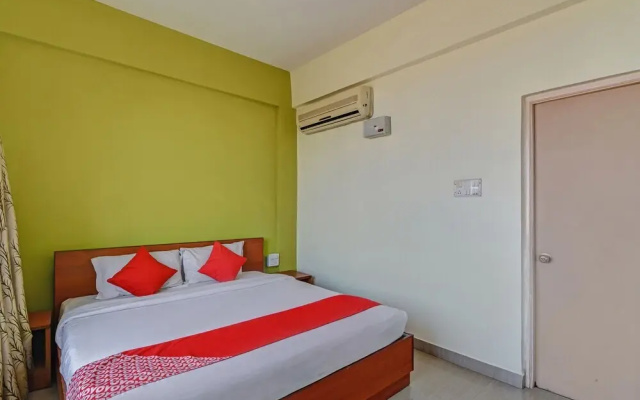 Country Club Pune By OYO Rooms