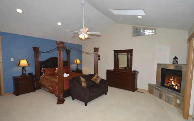 1357 Gilmore by RedAwning