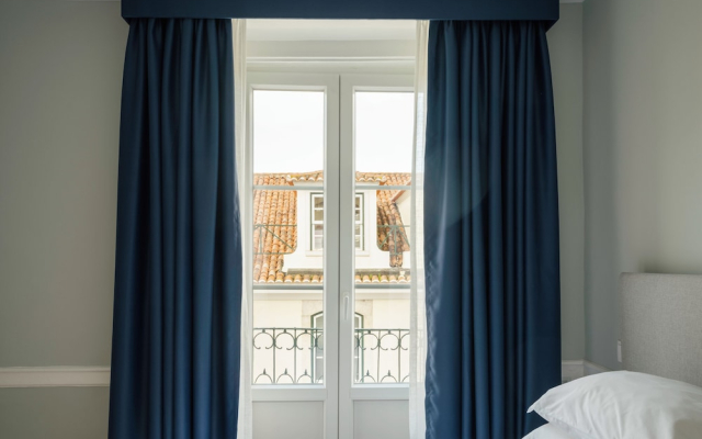 Esqina Apartments
