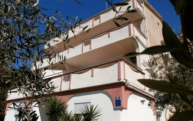 Apartments Miki