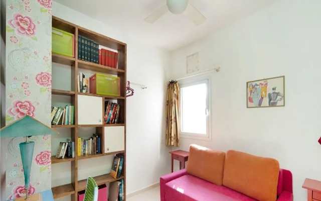 MAMAD - Charming Sunny Haven with Balcony by Sea N Rent