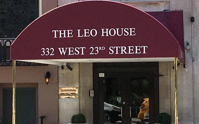 Отель Leo House США, Нью-Йорк - отзывы, цены и фото номеров - забронировать отель Leo House онлайн вид на фасад