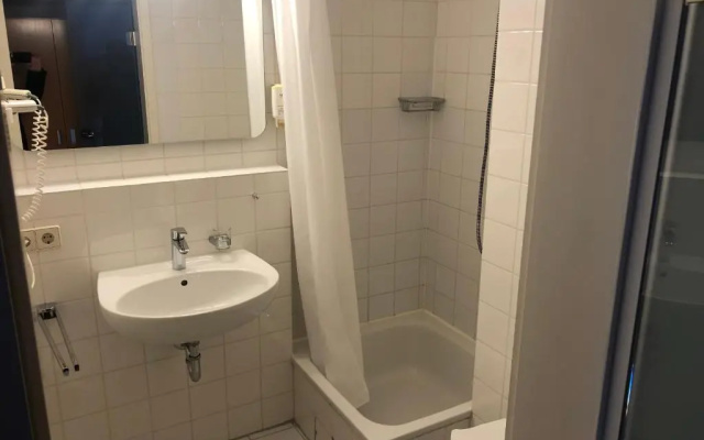 Apartment 31