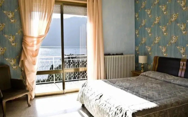 Lago DOrta House