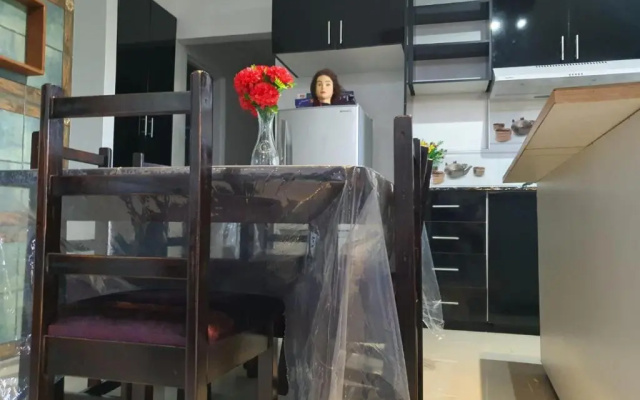 Apartment with 3 Bedrooms and Parking