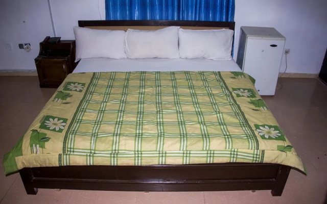 Peace Hotel Annex