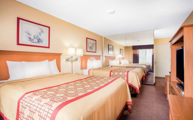 Days Inn by Wyndham St. George