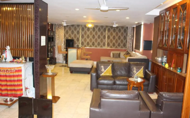 Service Apartments, Park Street, Calcutta